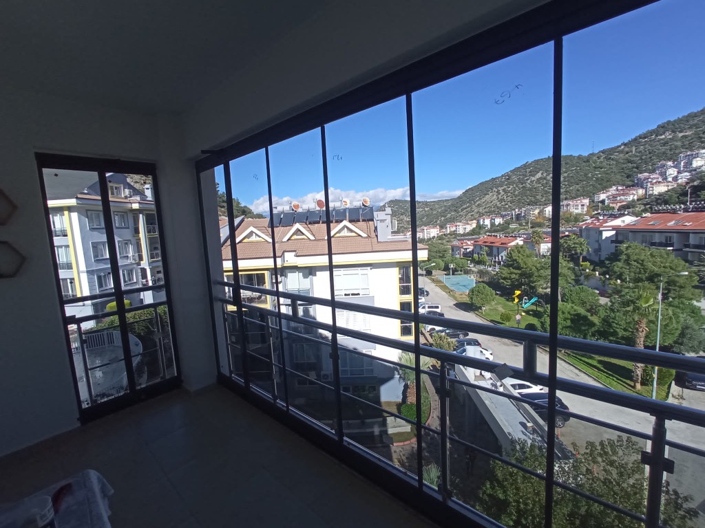 Katlanır Cam Balkon Sistemi