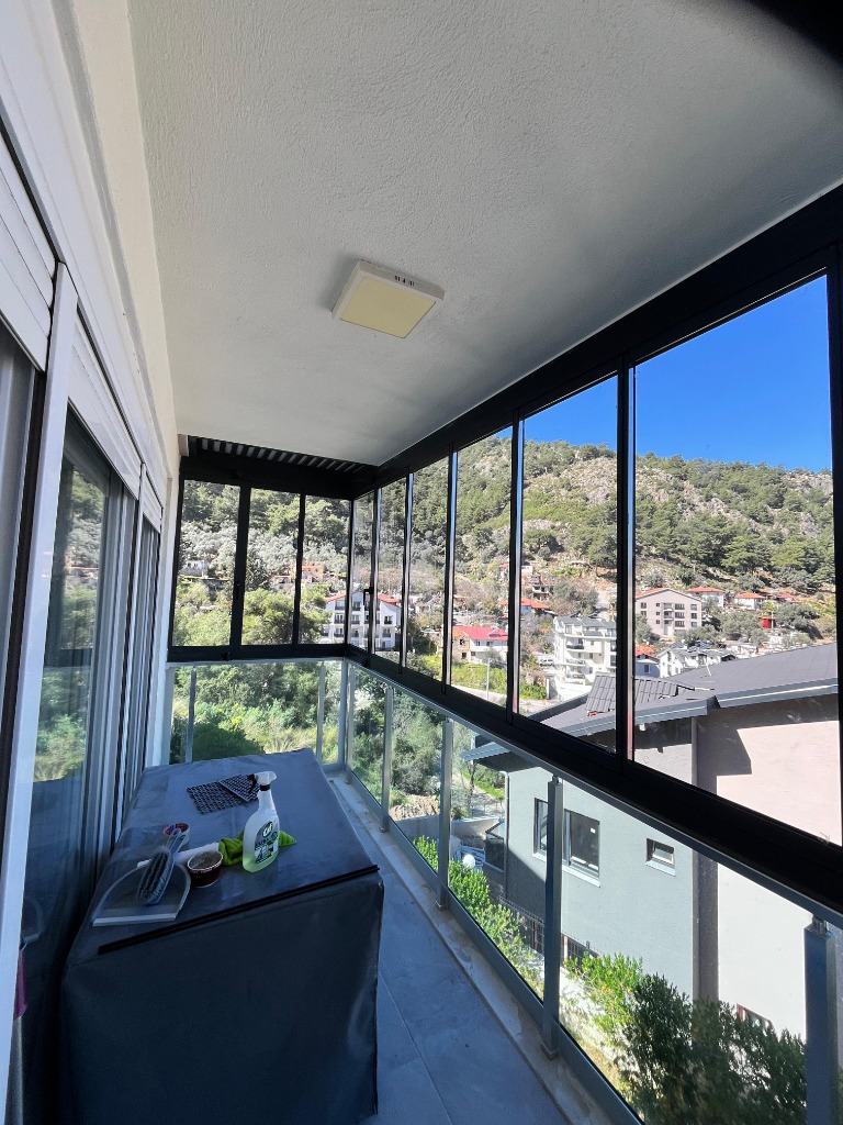 Katlanır Cam Balkon Sistemi